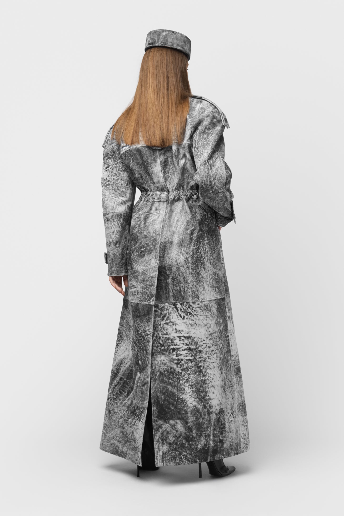 SKRYBĖLĖ EBONE - KOLEKCIJA VELA