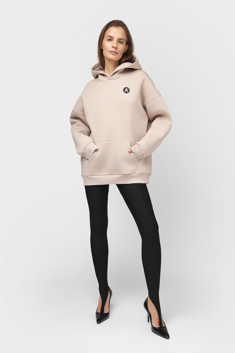 OVERSIZED HOODIE SU PŪKU