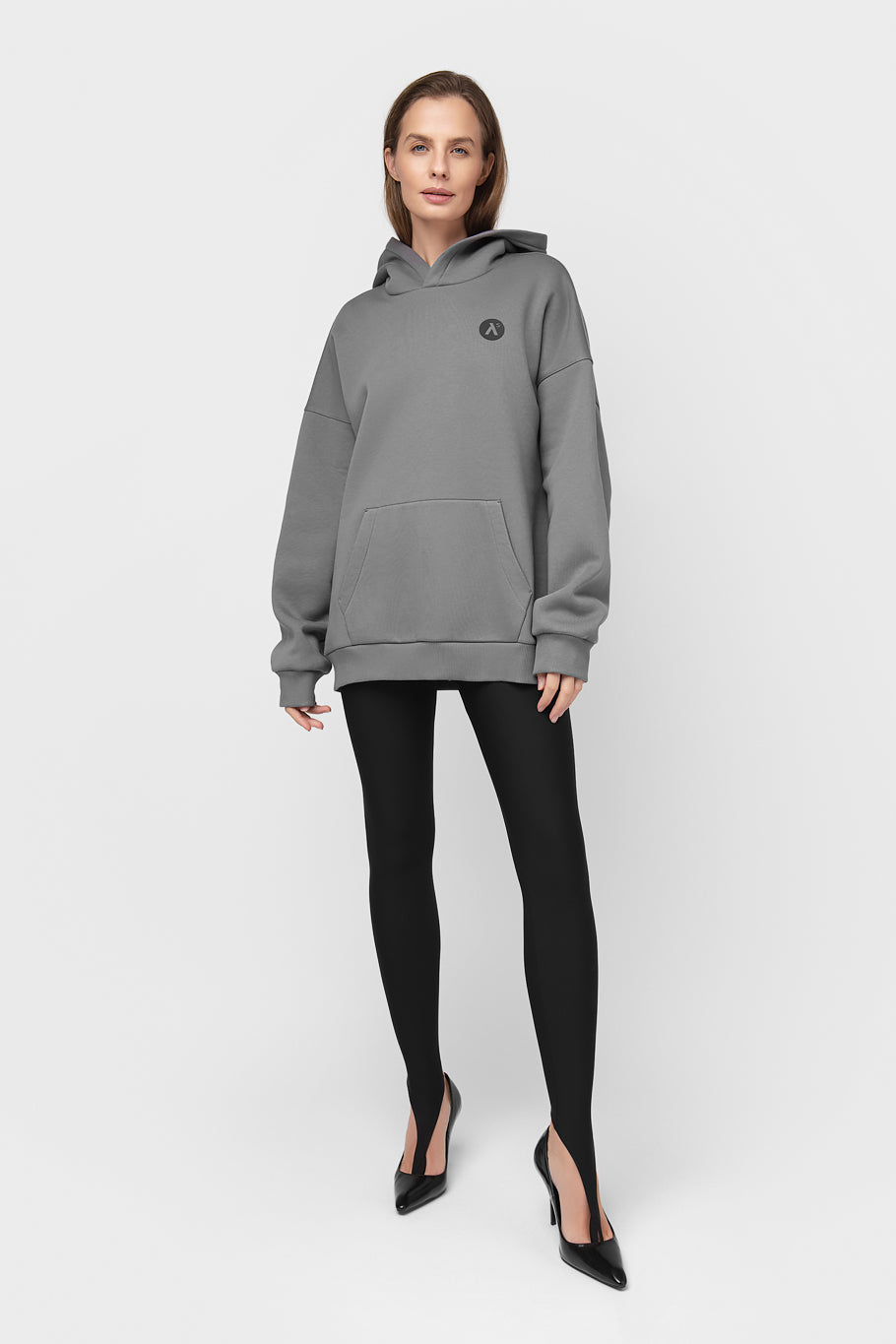 OVERSIZED HOODIE SU PŪKU