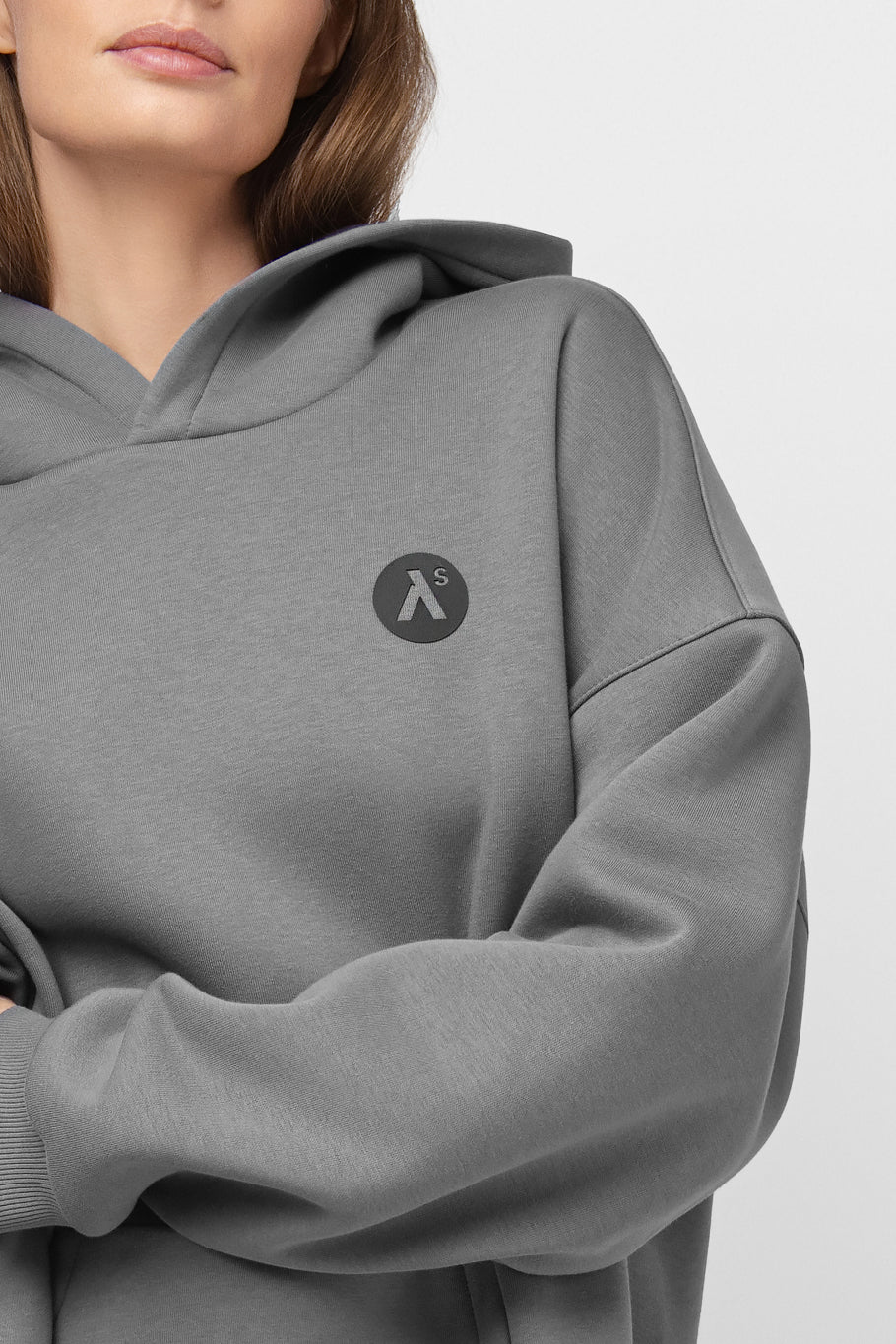OVERSIZED HOODIE SU PŪKU