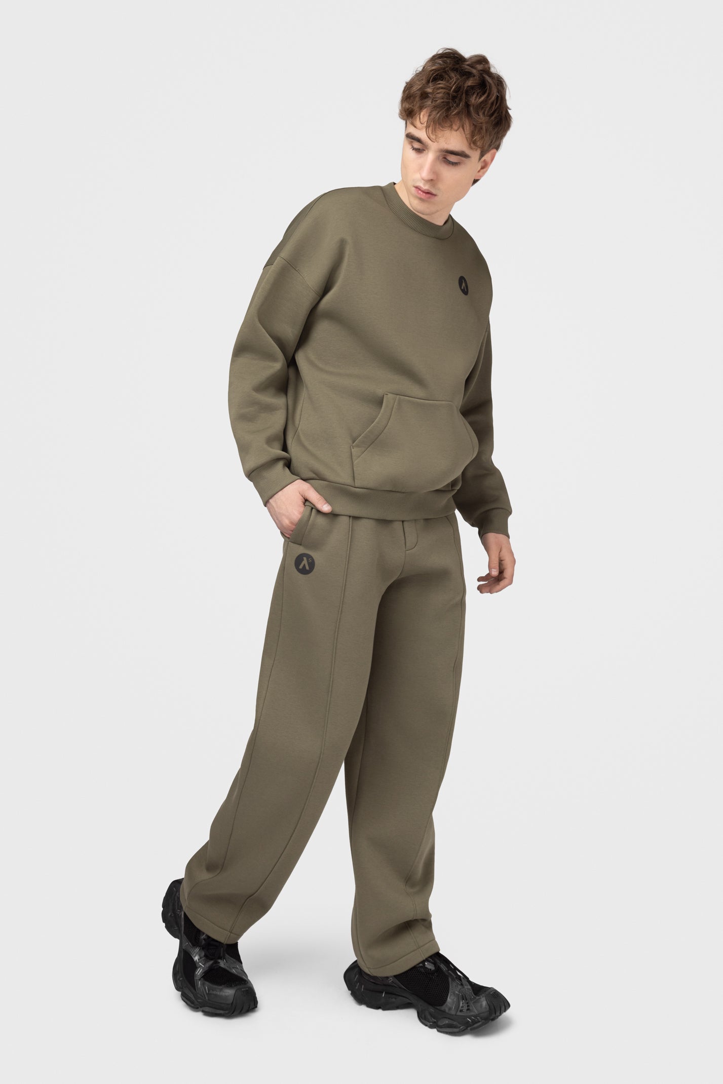 OVERSIZED SWEATSHIRT SU PŪKU