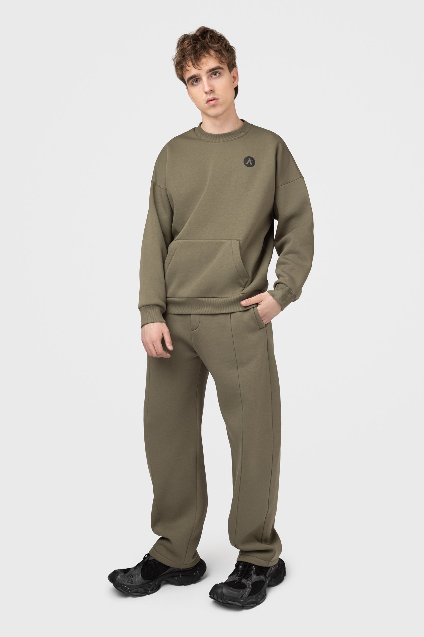OVERSIZED SWEATSHIRT SU PŪKU
