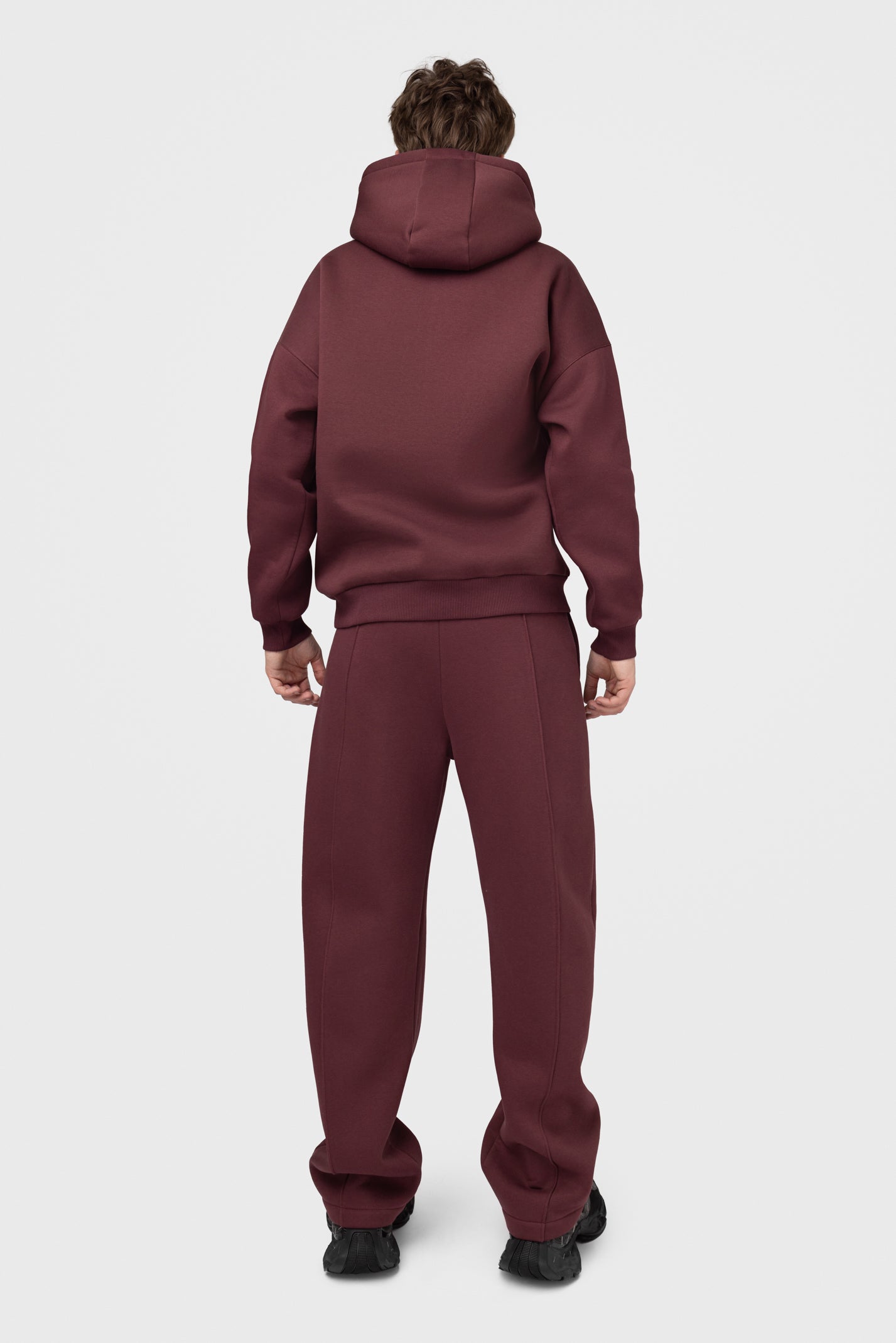 OVERSIZED HOODIE SU PŪKU