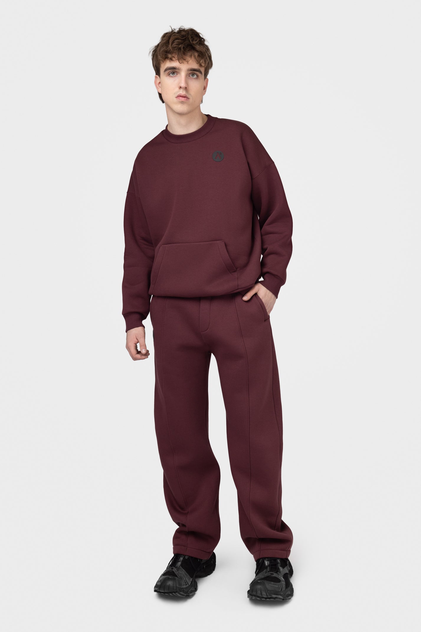OVERSIZED SWEATSHIRT SU PŪKU
