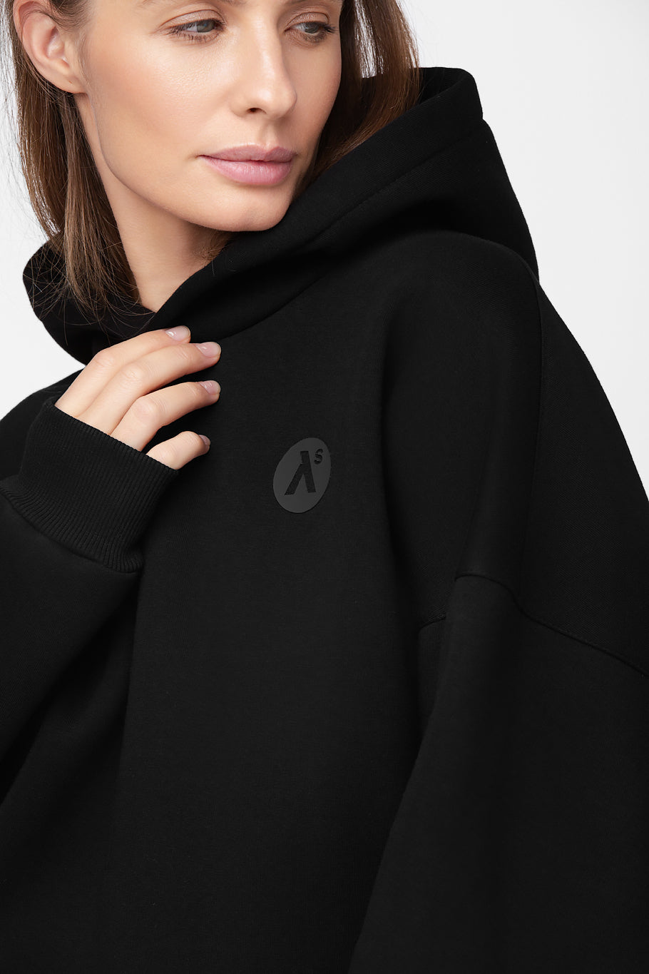 OVERSIZED HOODIE SU PŪKU