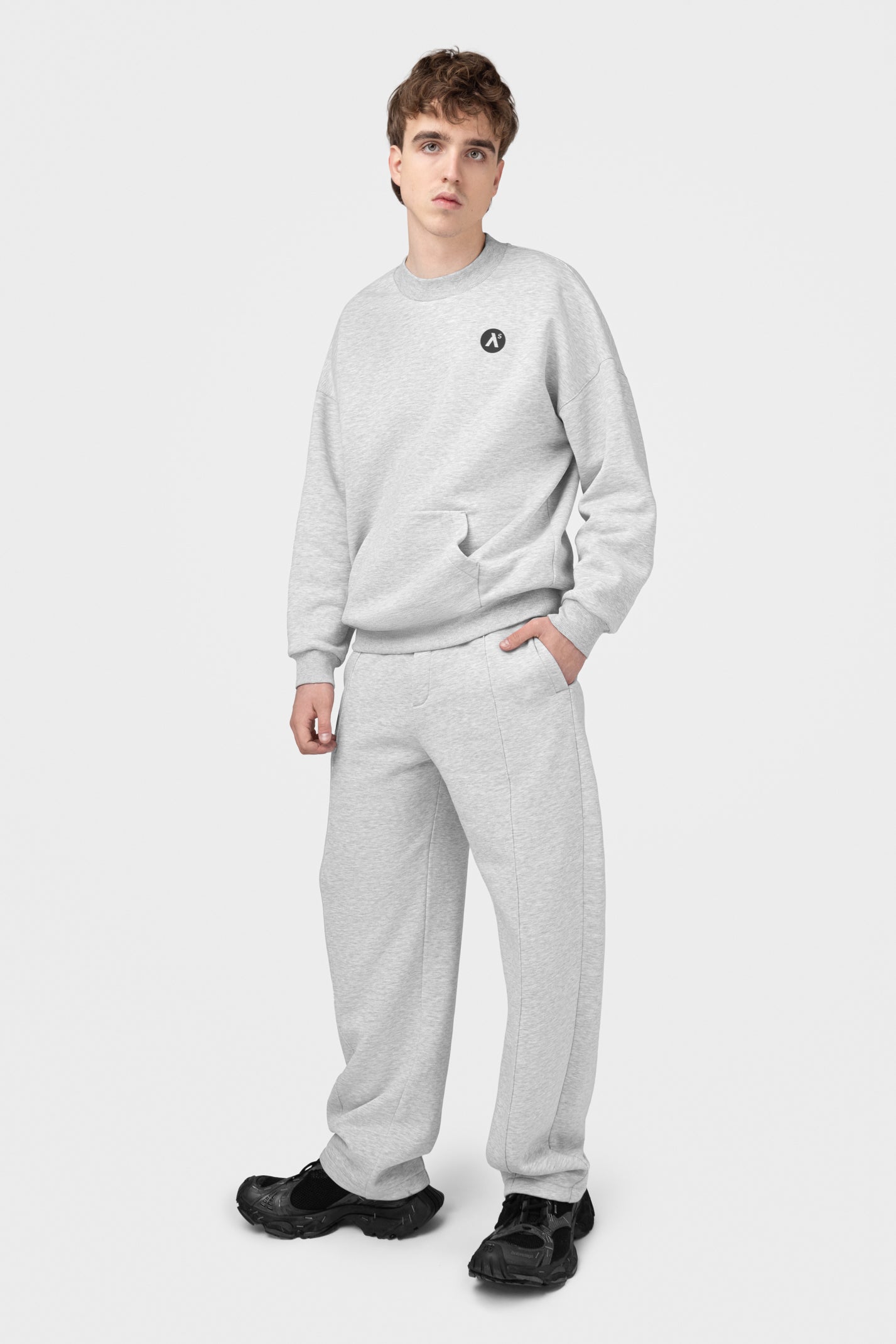 OVERSIZED HOODIE SU PŪKU
