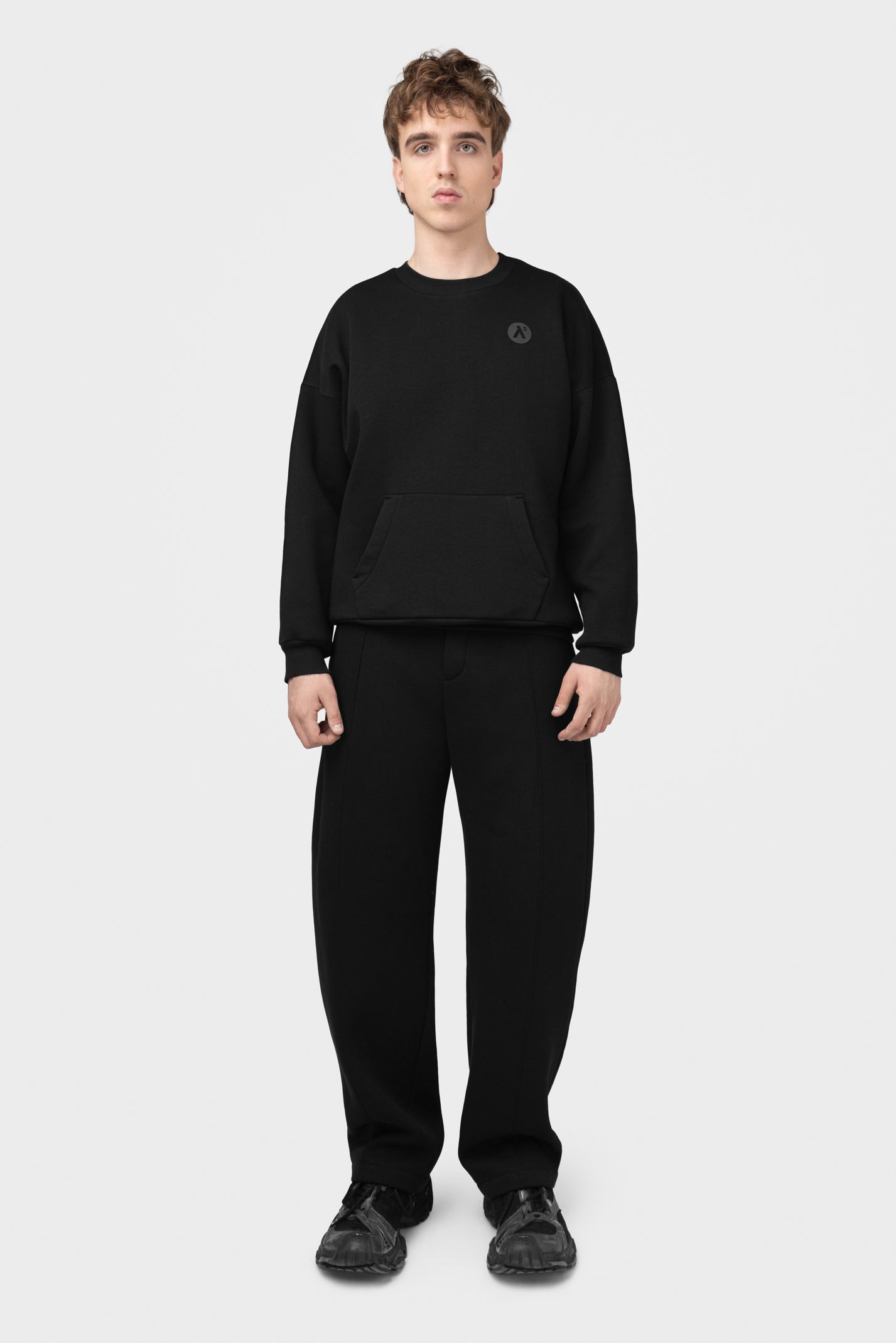 OVERSIZED SWEATSHIRT SU PŪKU