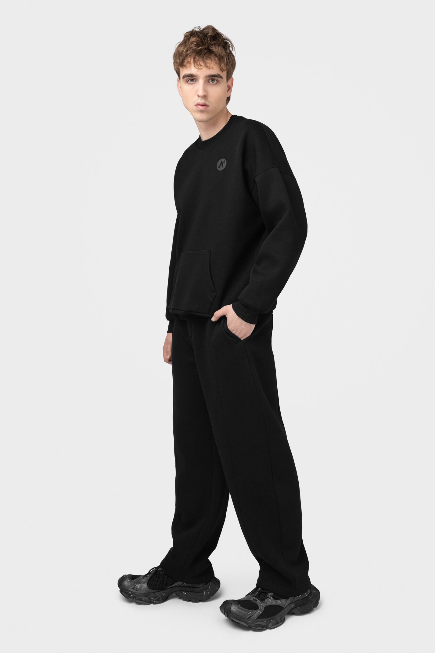 OVERSIZED SWEATSHIRT SU PŪKU