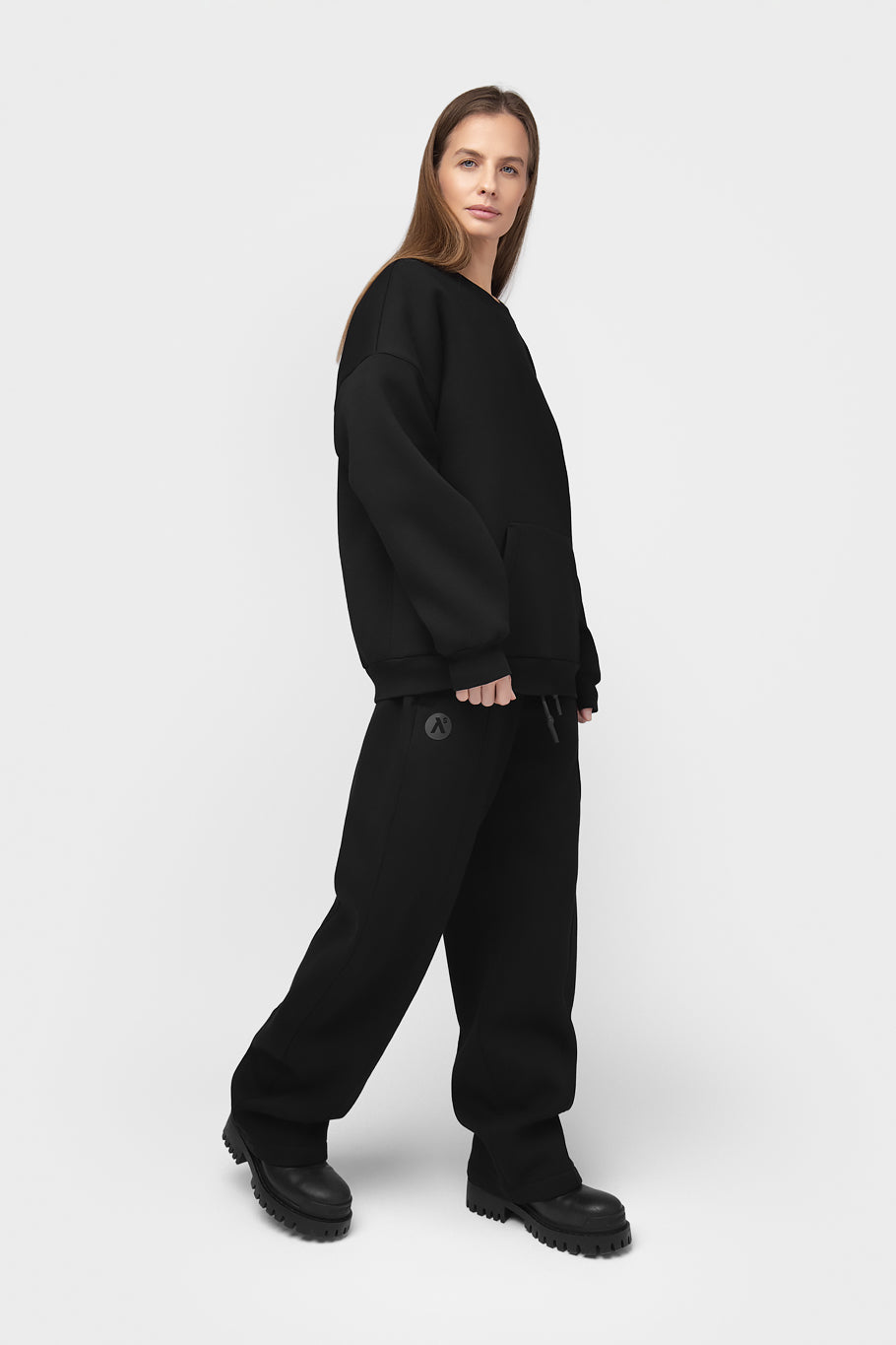 OVERSIZED SWEATSHIRT SU PŪKU
