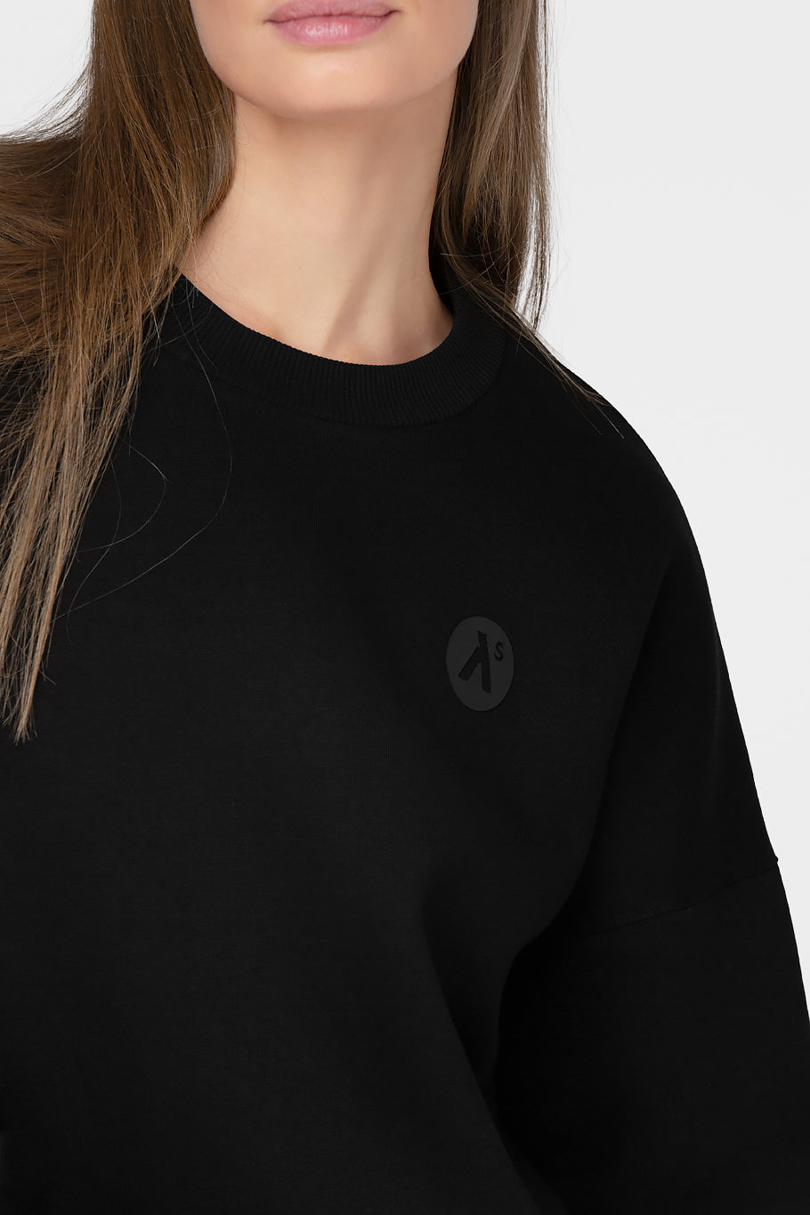 OVERSIZED SWEATSHIRT SU PŪKU