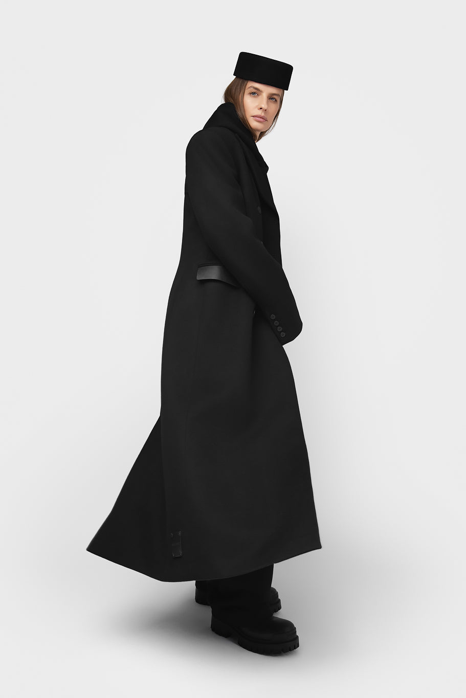 WOOL COAT