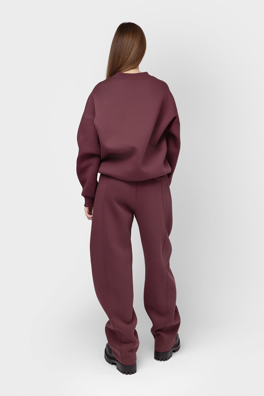 OVERSIZED SWEATSHIRT SU PŪKU