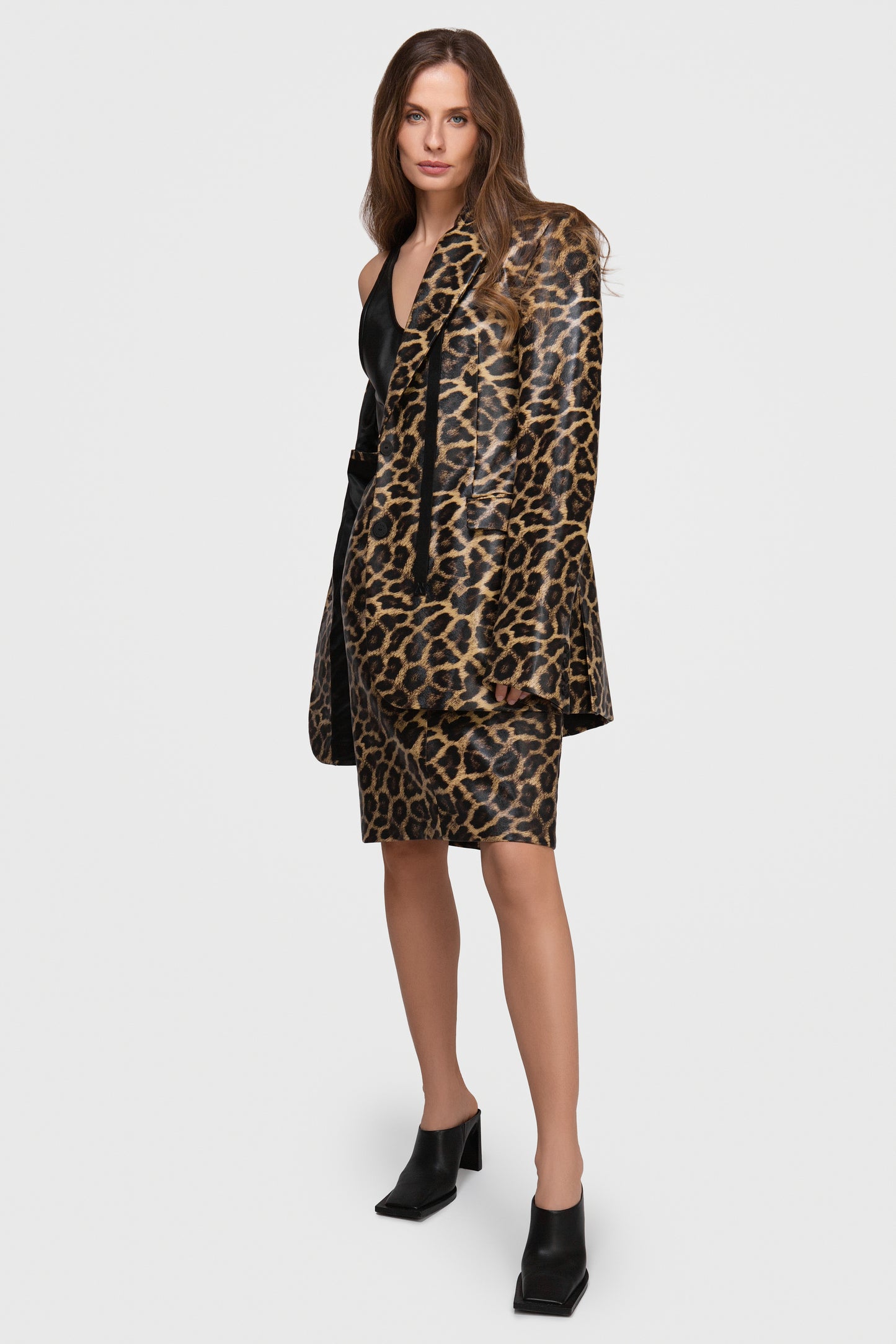 LEOPARDO RAŠTO DIRBTINĖS ŠVARKAS