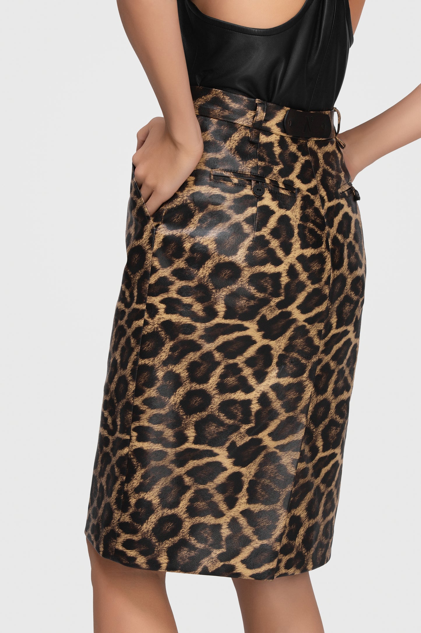 LEOPARDO RAŠTO DIRBTINĖS ODOS SIJONAS