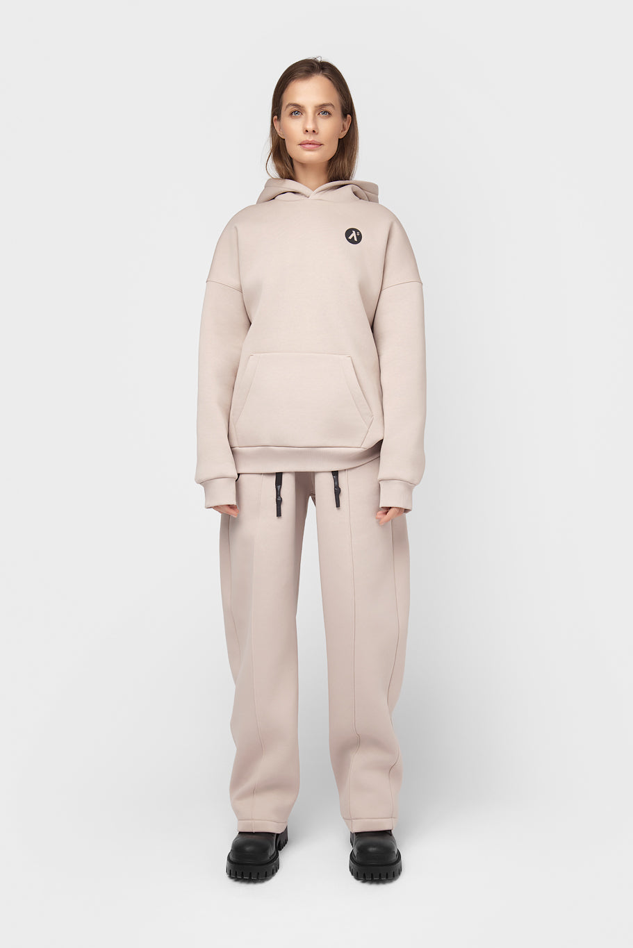 OVERSIZED HOODIE SU PŪKU