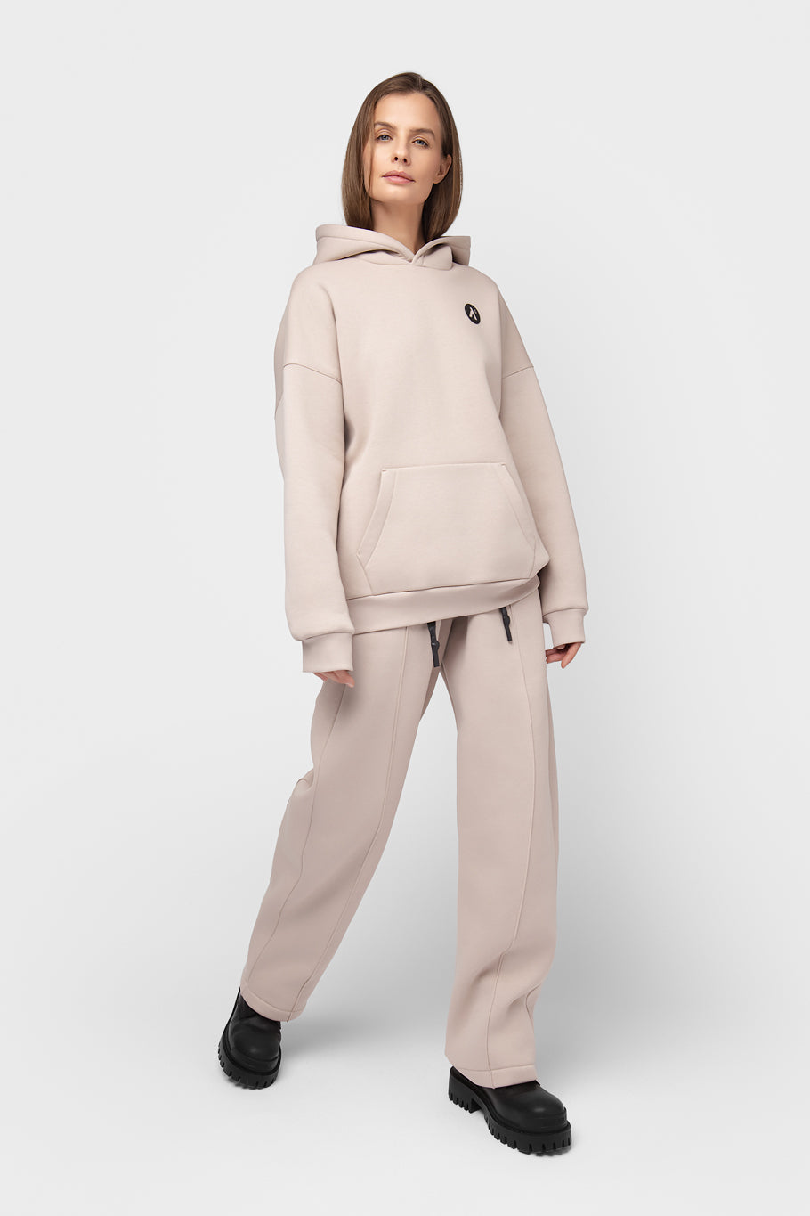 OVERSIZED HOODIE SU PŪKU