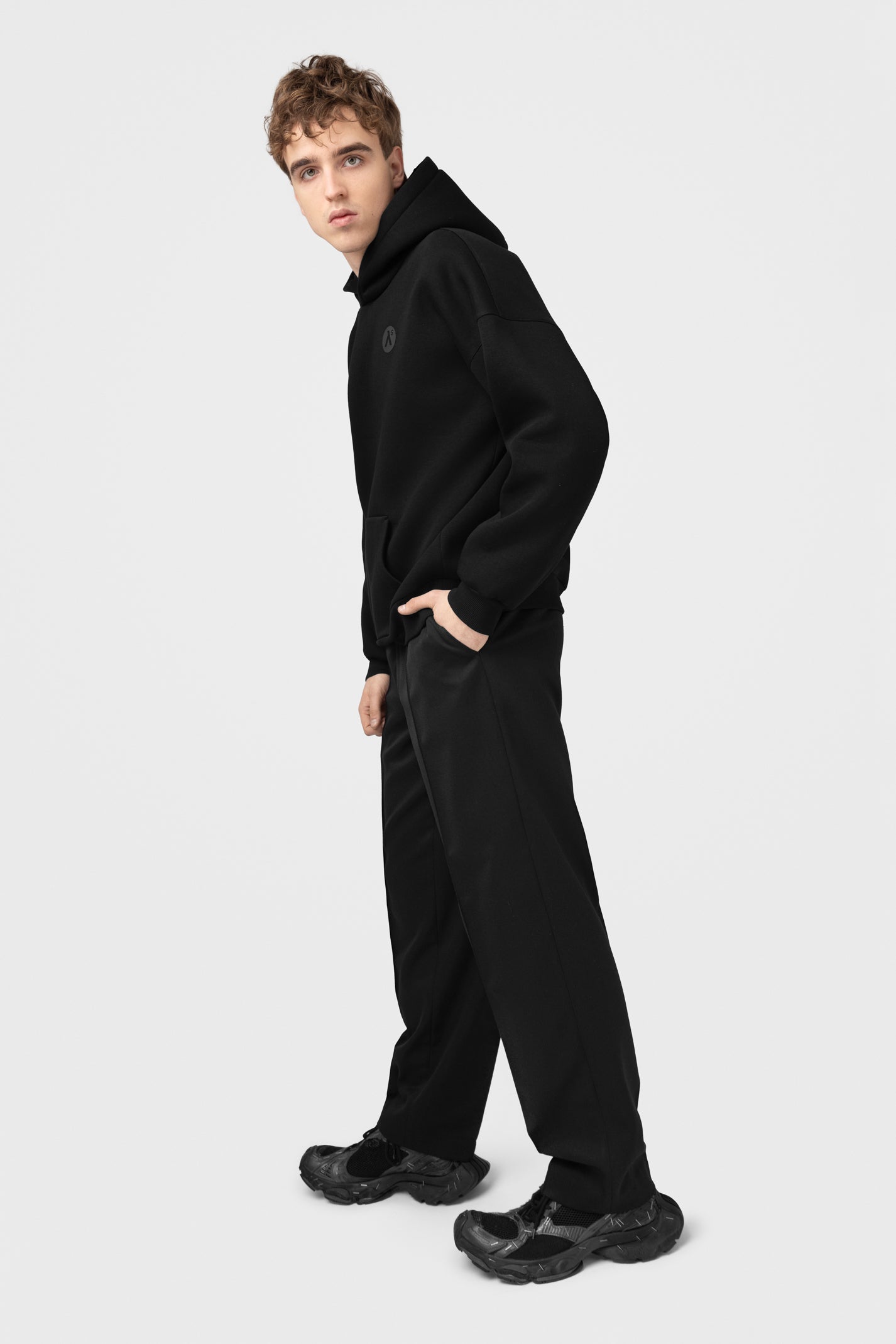 OVERSIZED HOODIE BE PŪKO