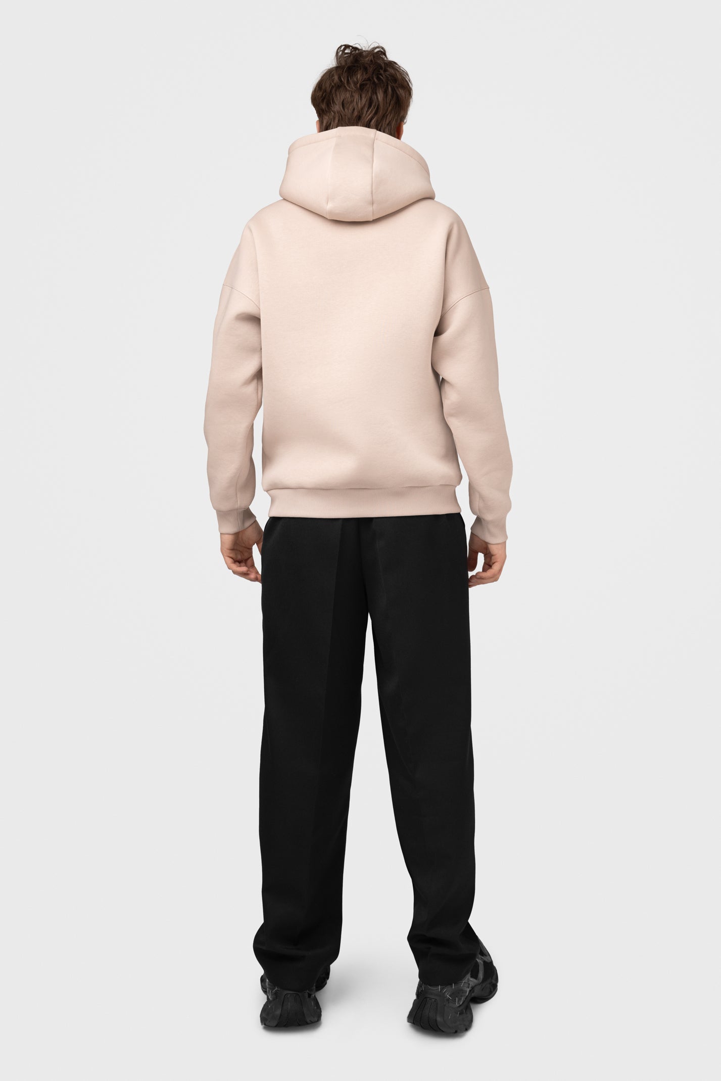 OVERSIZED HOODIE SU PŪKU