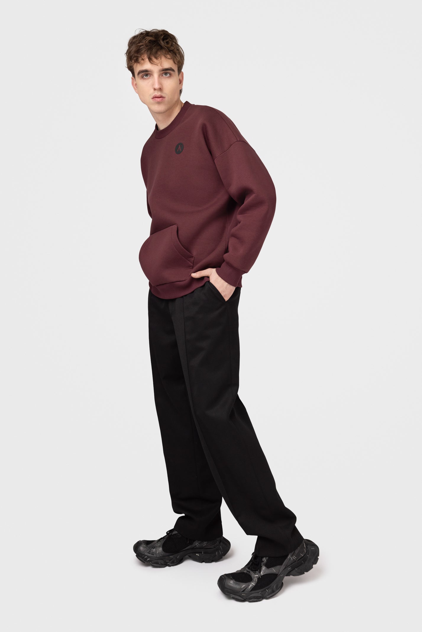 OVERSIZED SWEATSHIRT SU PŪKU