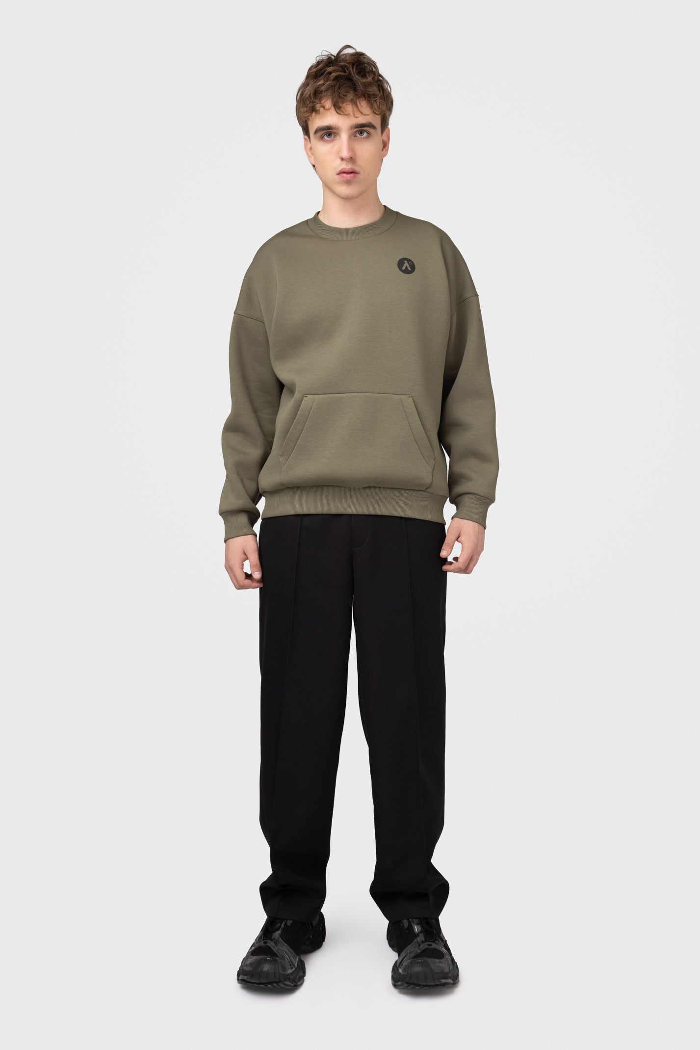 OVERSIZED SWEATSHIRT SU PŪKU