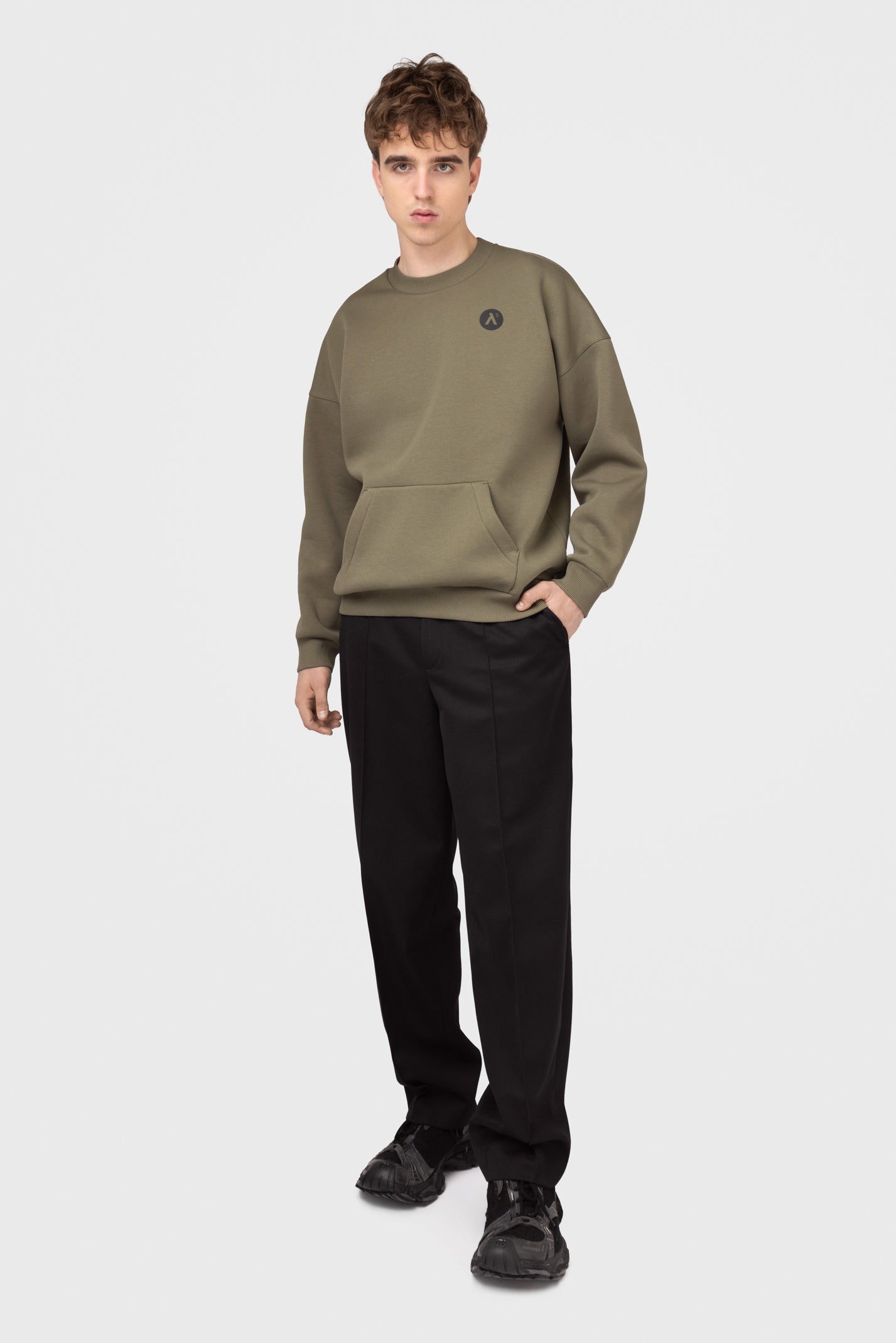 OVERSIZED SWEATSHIRT SU PŪKU