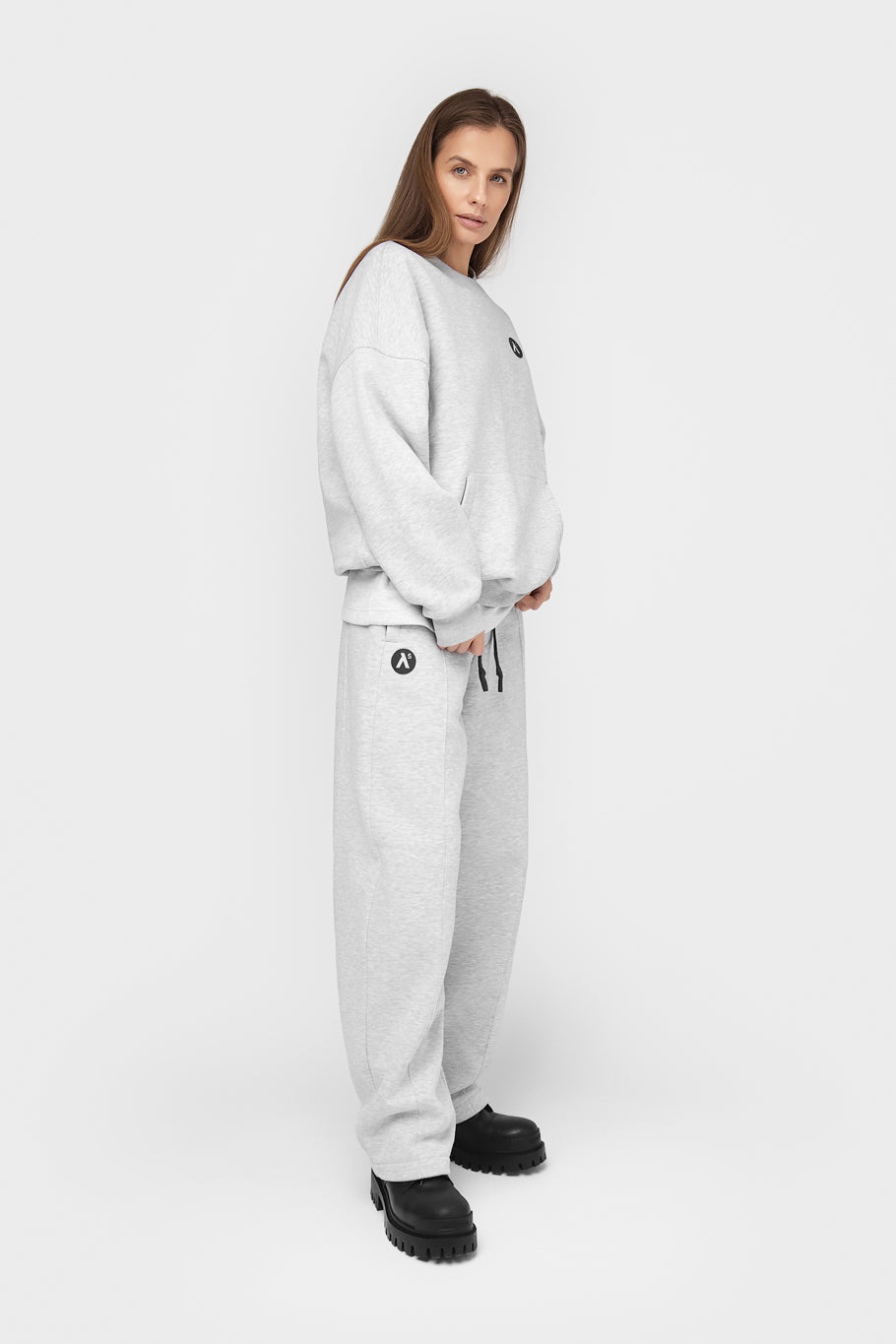 OVERSIZED SWEATSHIRT SU PŪKU
