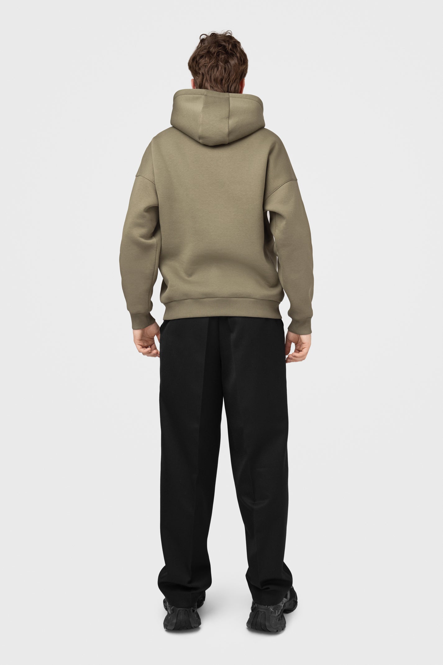 OVERSIZED HOODIE SU PŪKU