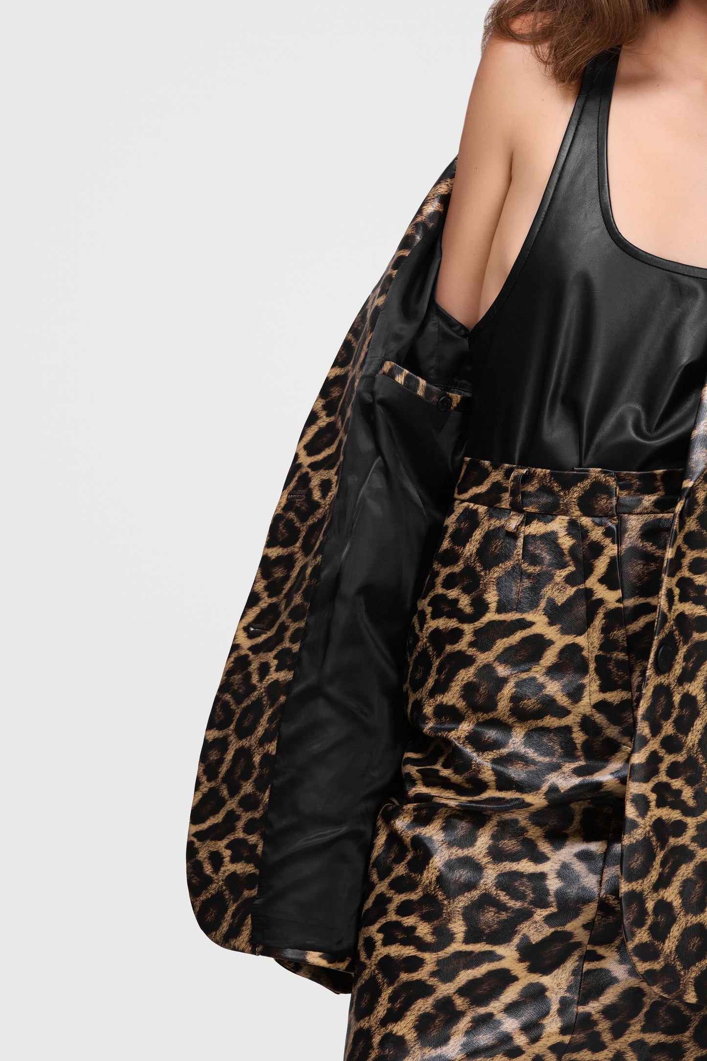 LEOPARDO RAŠTO DIRBTINĖS ŠVARKAS