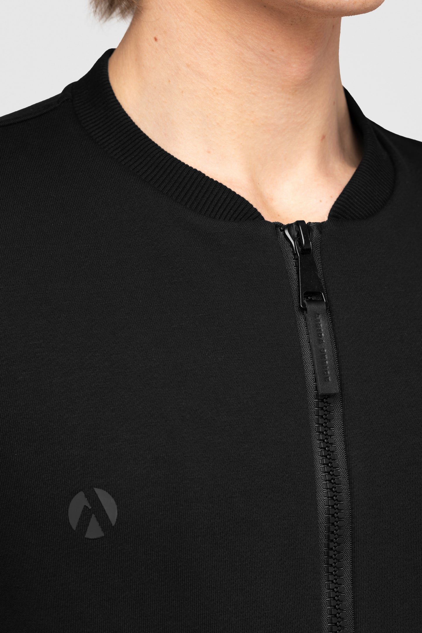 MEN'S SUIT WITH FLEECE