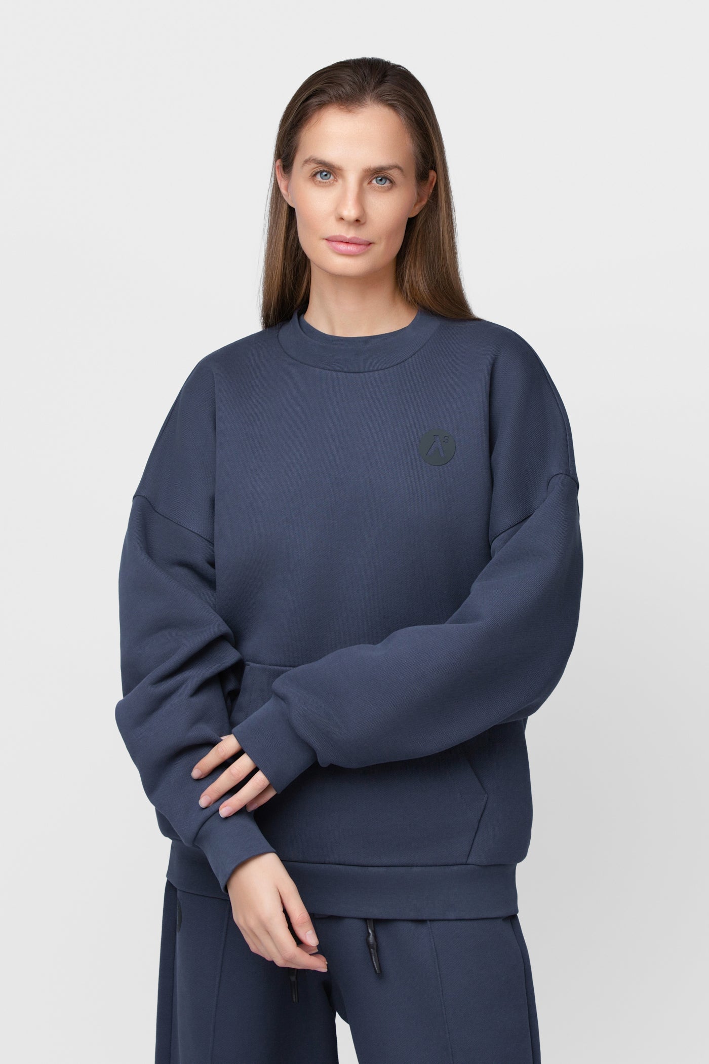 OVERSIZED SWEATSHIRT BE PŪKO