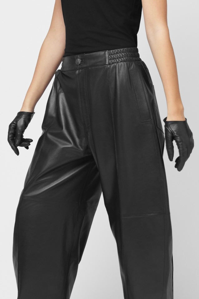 LONG LEATHER GLOVES