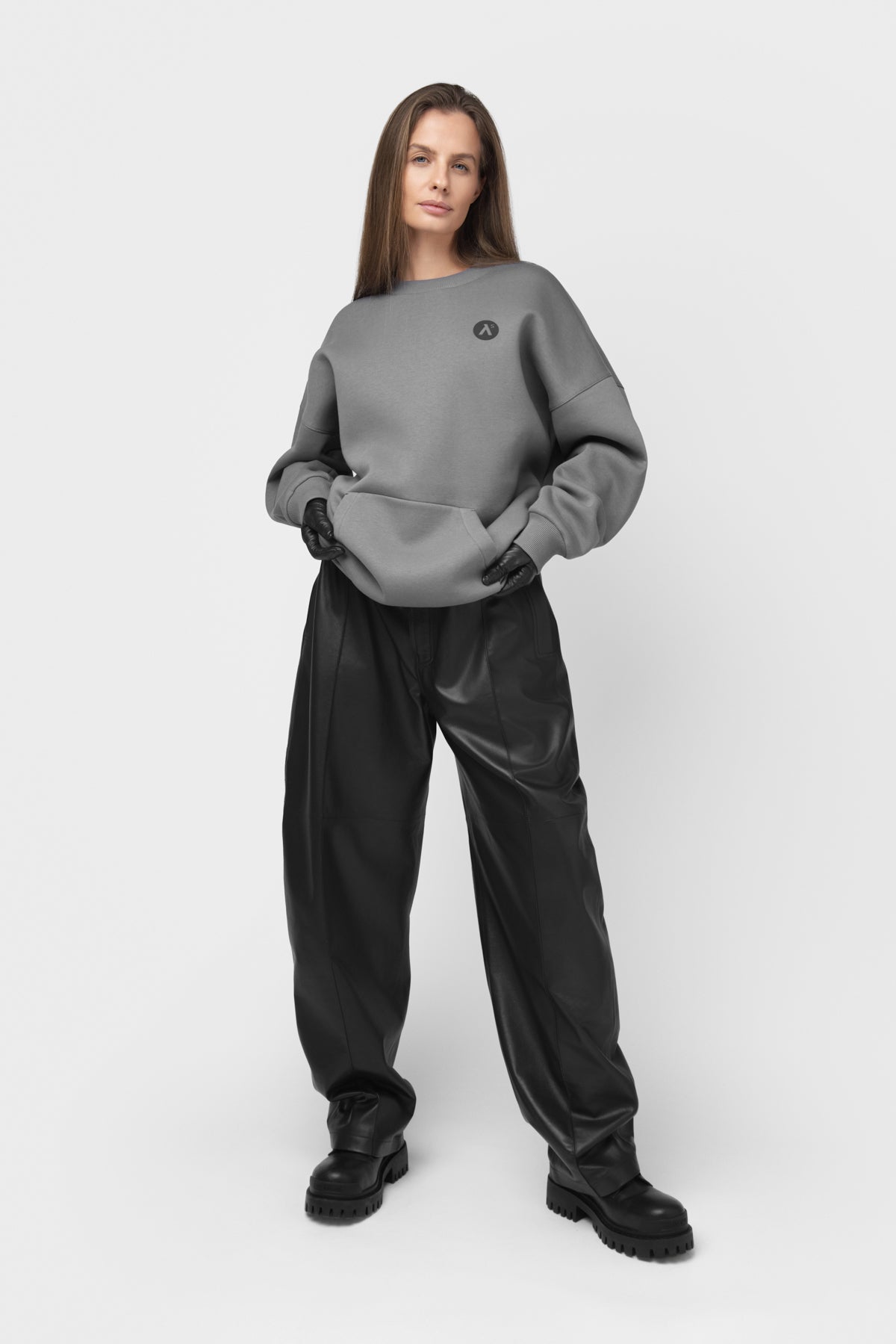 OVERSIZED SWEATSHIRT SU PŪKU