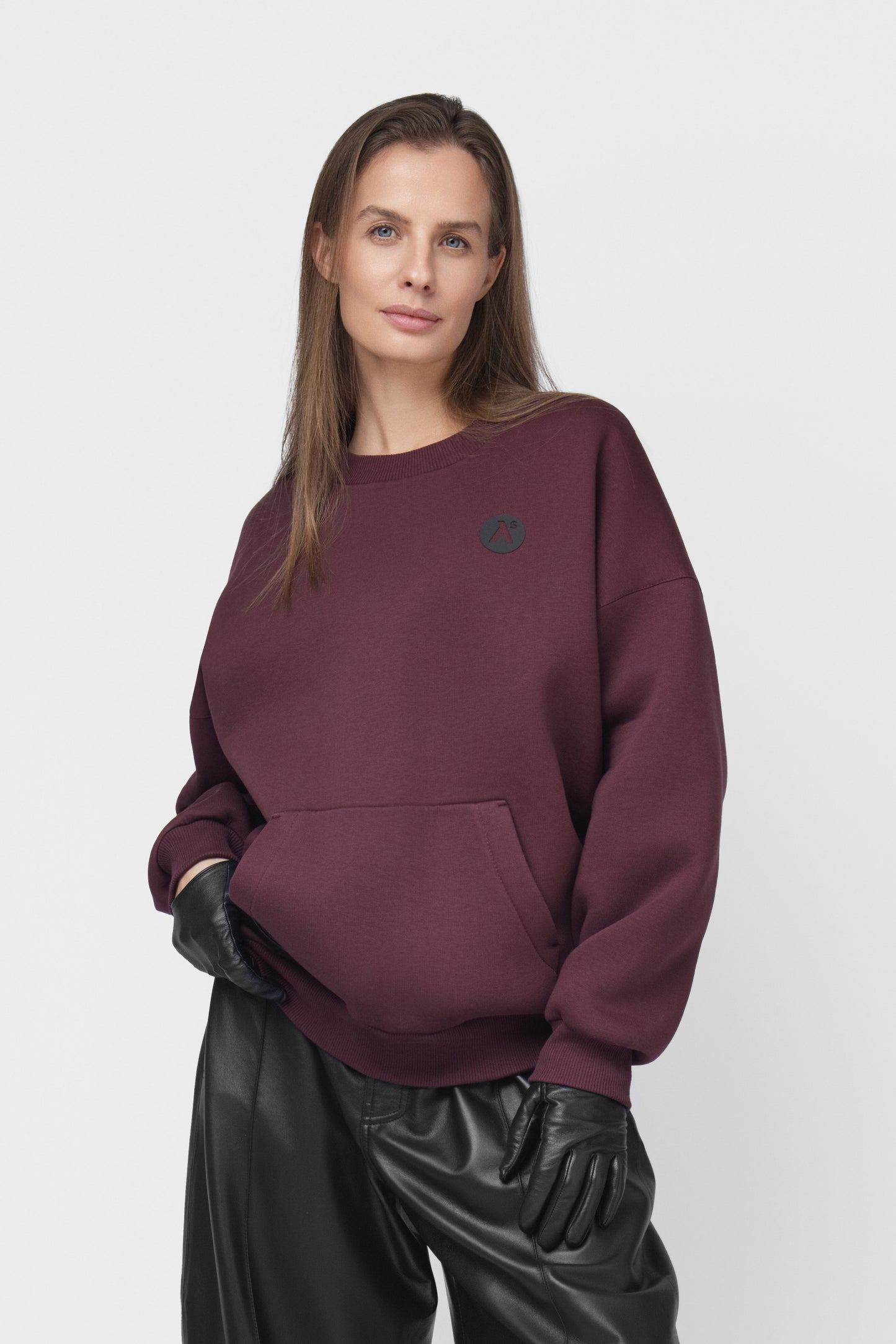 OVERSIZED SWEATSHIRT SU PŪKU