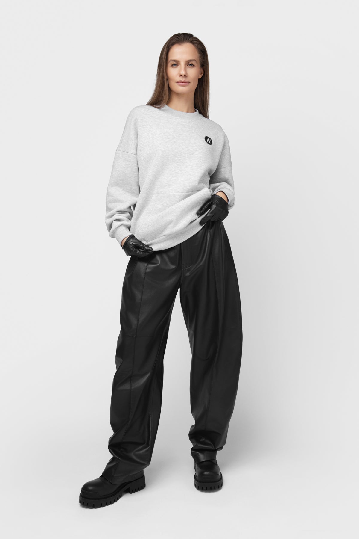 OVERSIZED SWEATSHIRT BE PŪKO