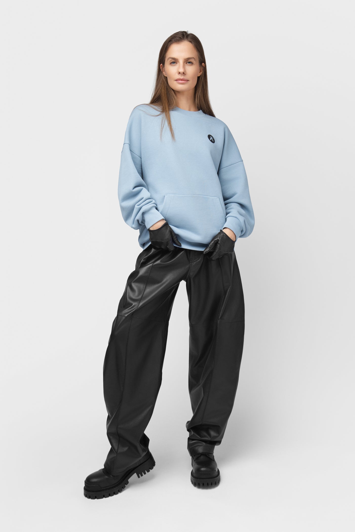 OVERSIZED SWEATSHIRT BE PŪKO