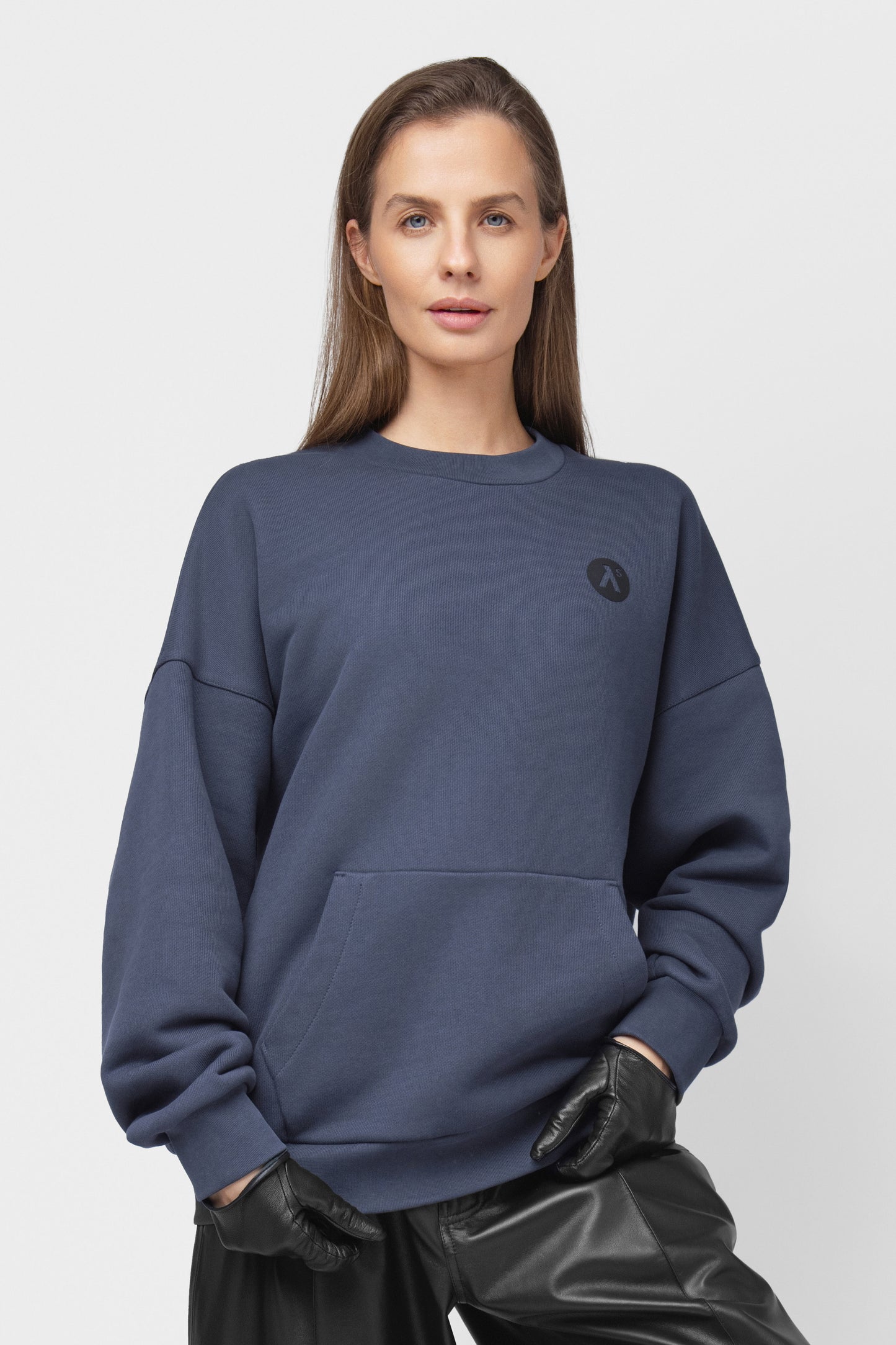 OVERSIZED SWEATSHIRT BE PŪKO