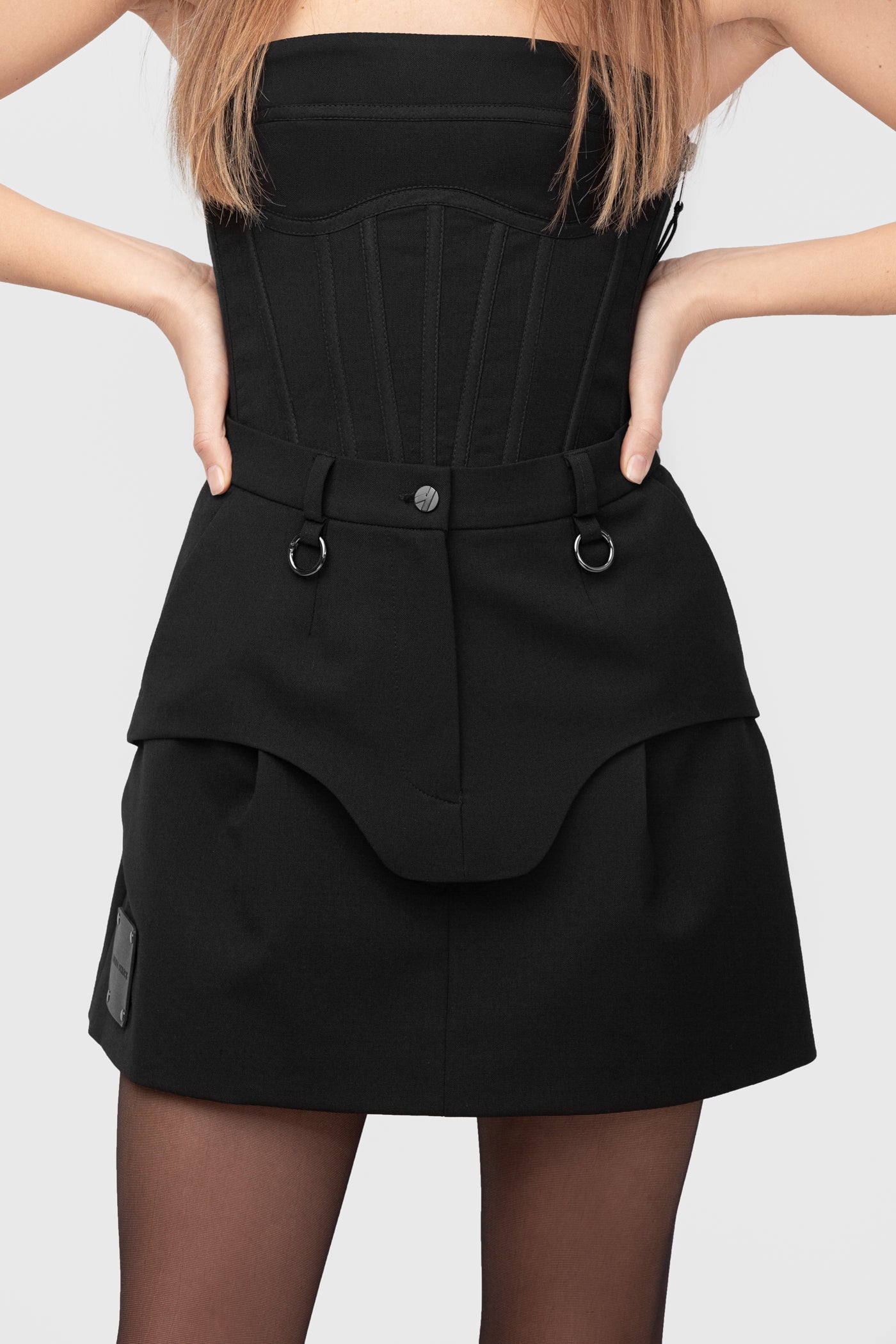 SHORT SKIRT WITH PLEATS