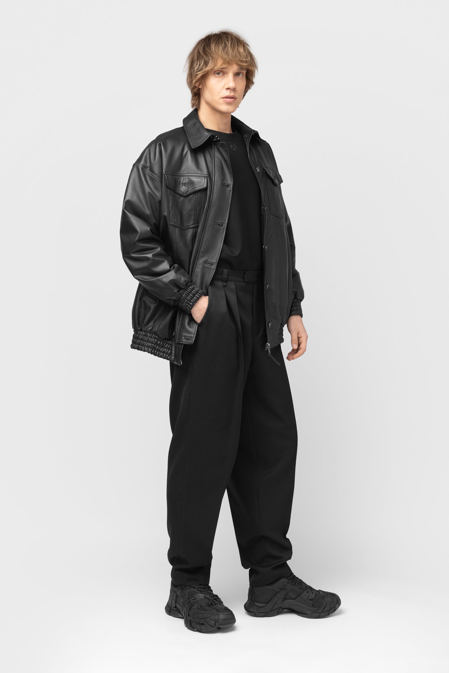 NATŪRALIOS ODOS PAŠILTINTAS BOMBERIS