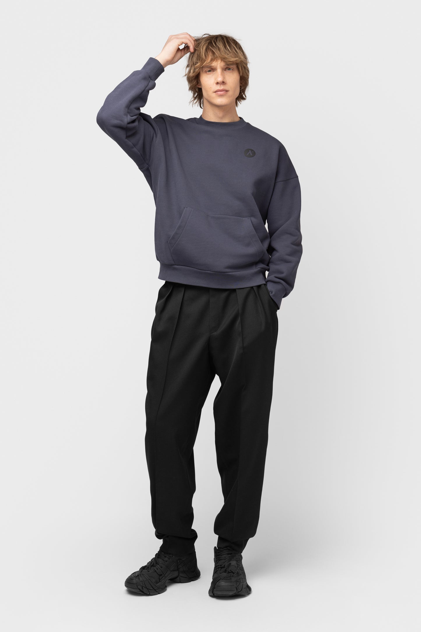 OVERSIZED SWEATSHIRT BE PŪKO