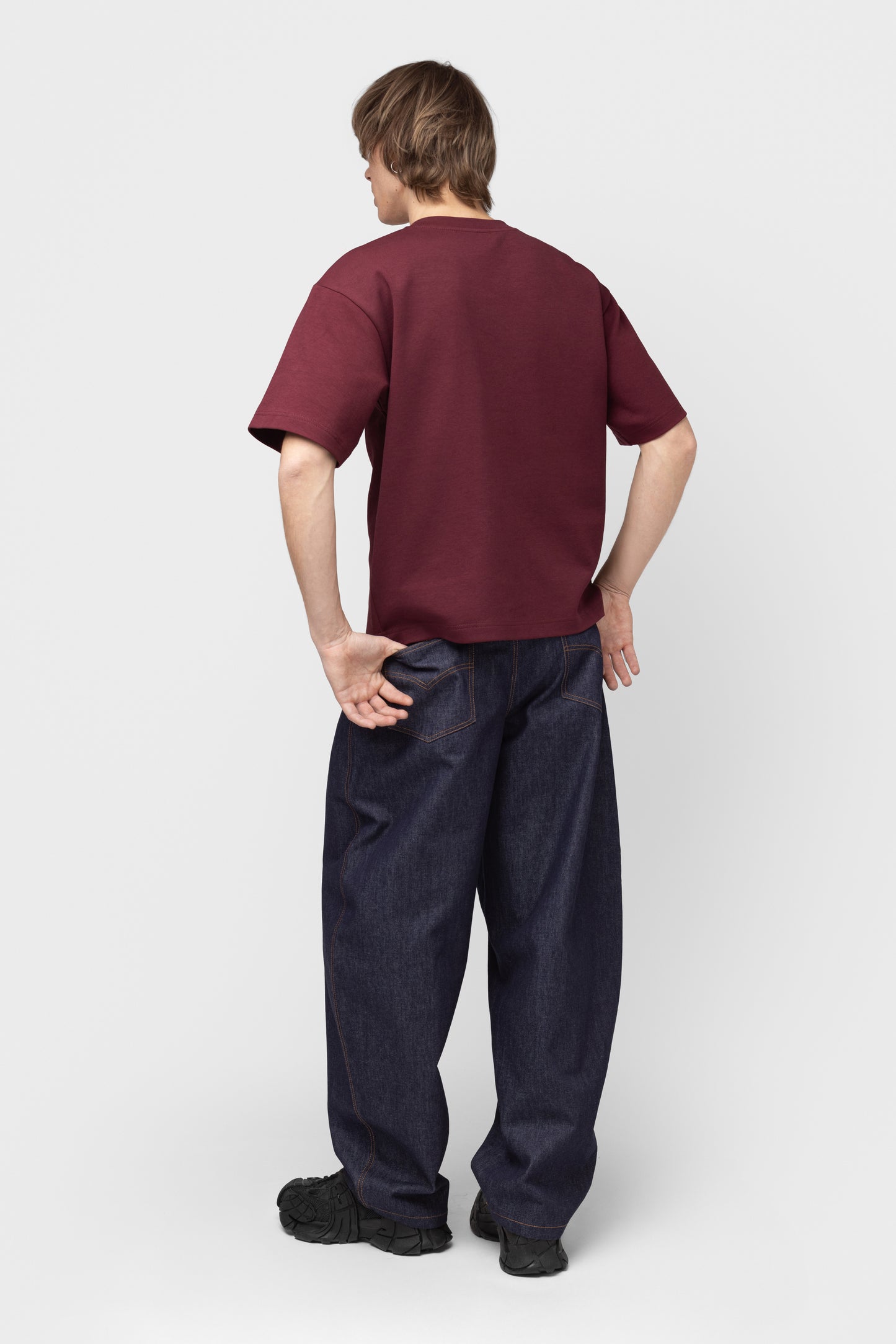 OVERSIZED T-SHIRT