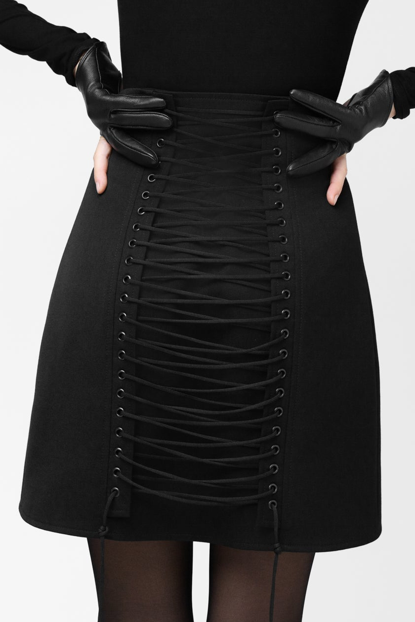 MINI SIJONAS SU UŽTRAUKTUKAIS