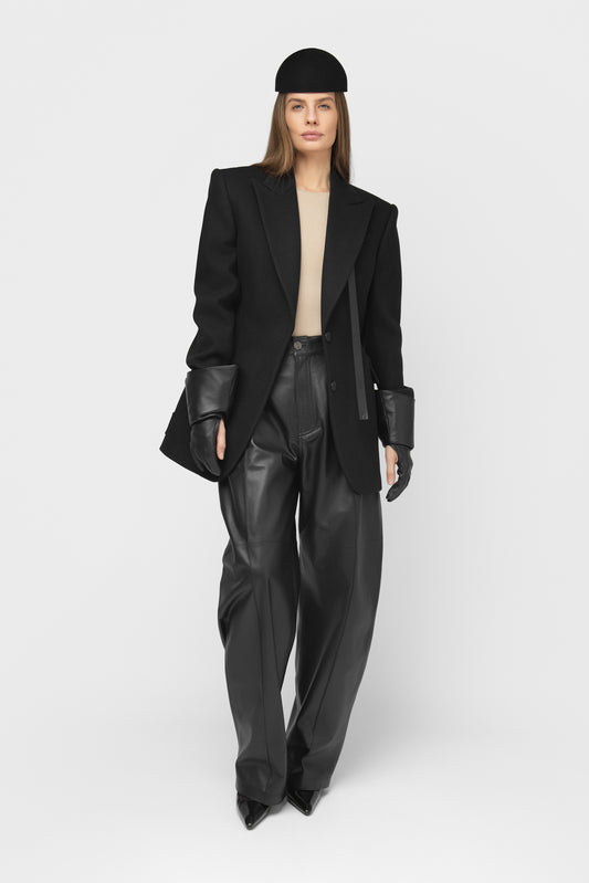 NATŪRALIOS ODOS KELNĖS