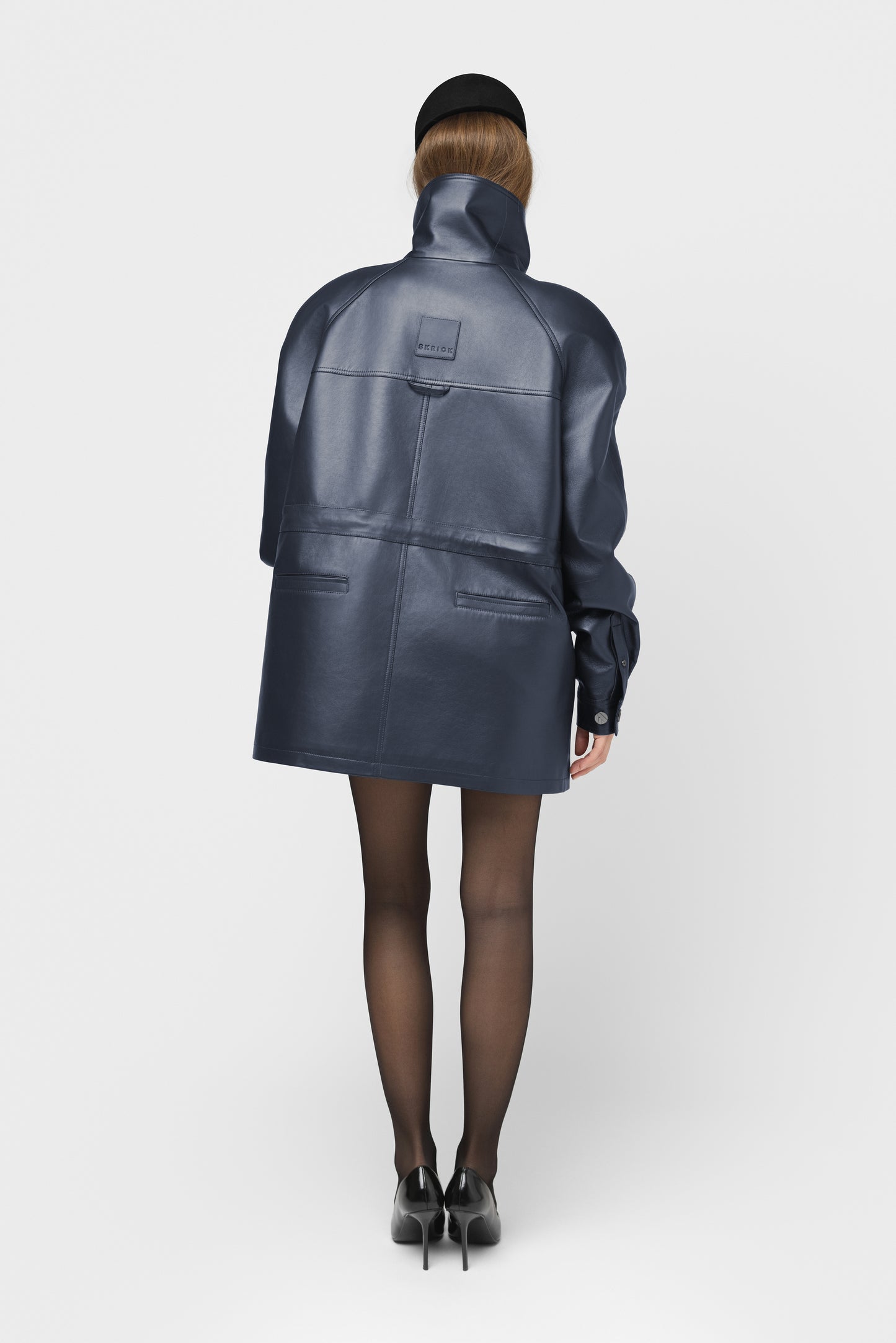 NATŪRALIOS ODOS STRIUKĖ-FORMA- MĖLYNA