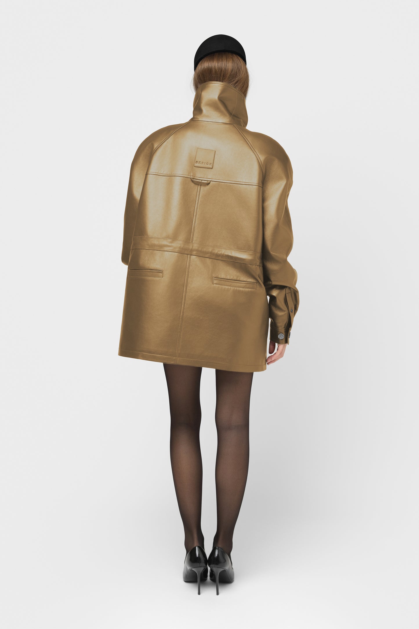 NATŪRALIOS ODOS STRIUKĖ-FORMA- SMĖLIO