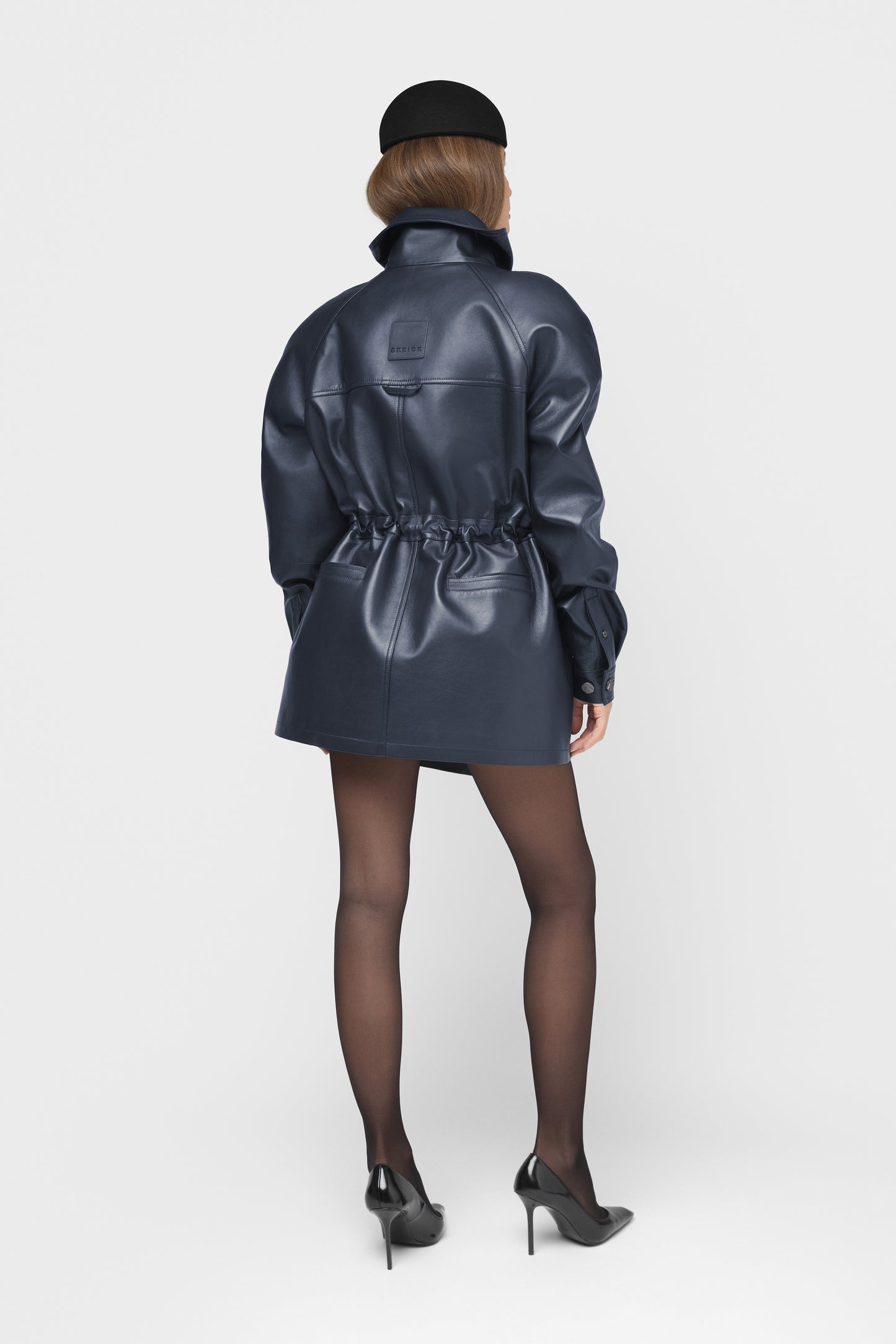 NATŪRALIOS ODOS STRIUKĖ-FORMA- MĖLYNA