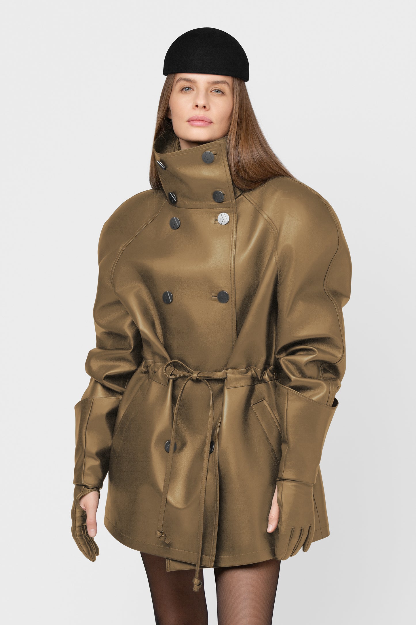 NATŪRALIOS ODOS STRIUKĖ-FORMA- SMĖLIO