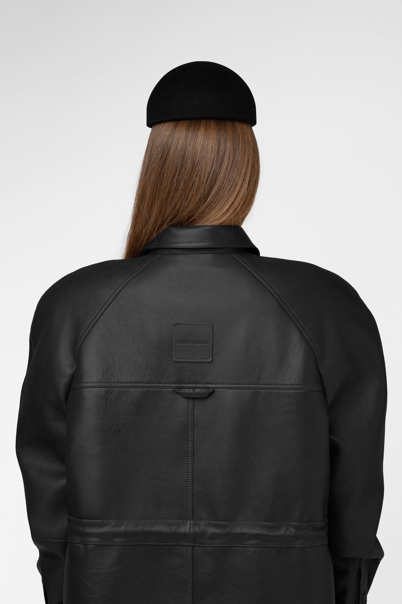 NATŪRALIOS ODOS STRIUKĖ-TERRA-JUODA