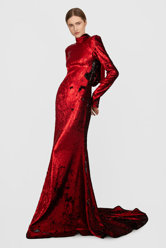 LONG DRESS WITH HOOD