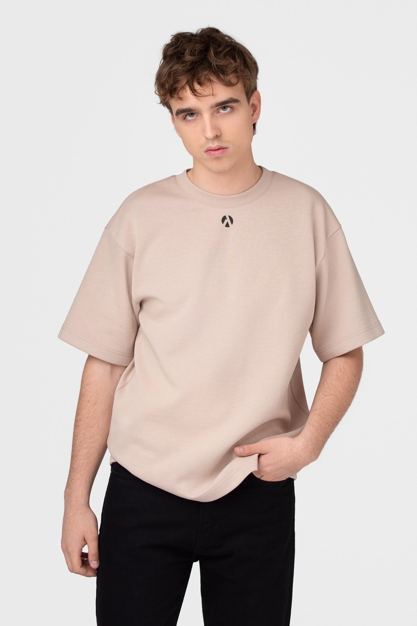 OVERSIZED T-SHIRT