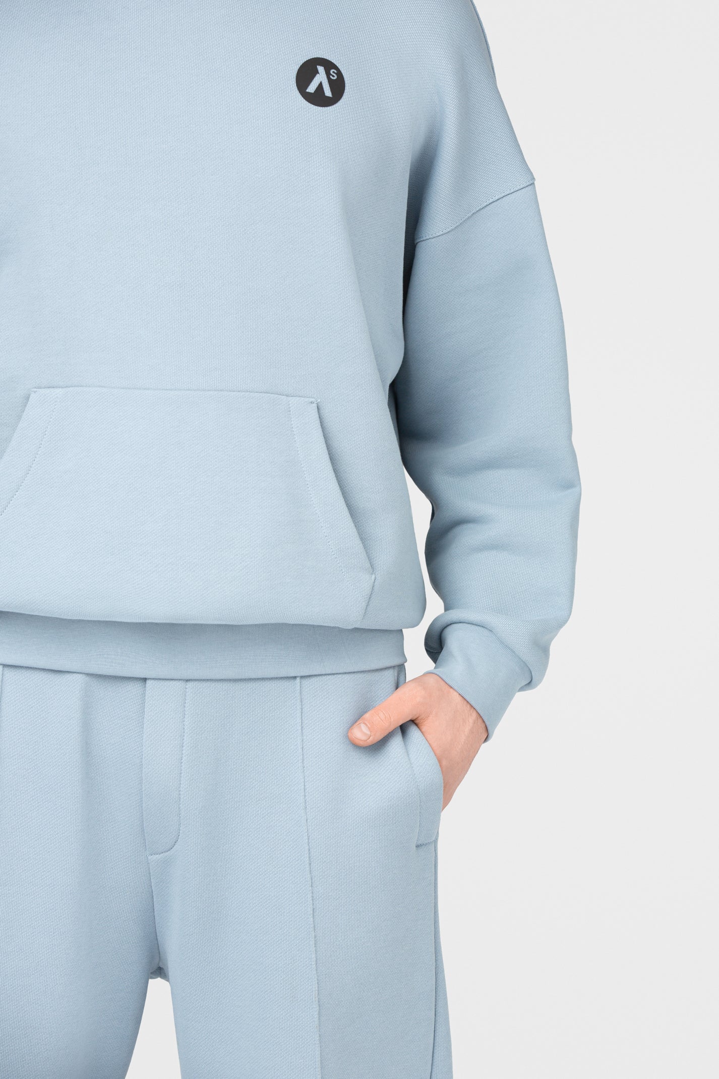 OVERSIZED TRACKSUIT